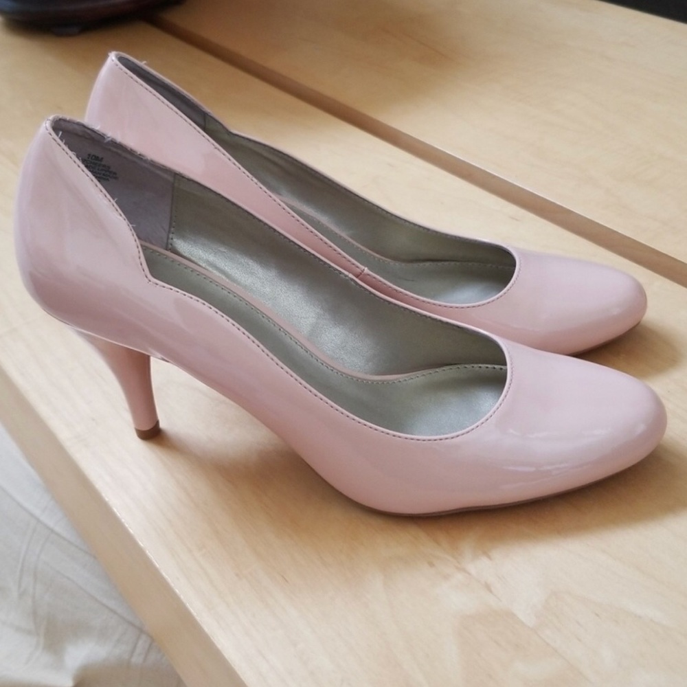 Bandolino Light Pink Pumps / Heels - NEW 👠 👠
